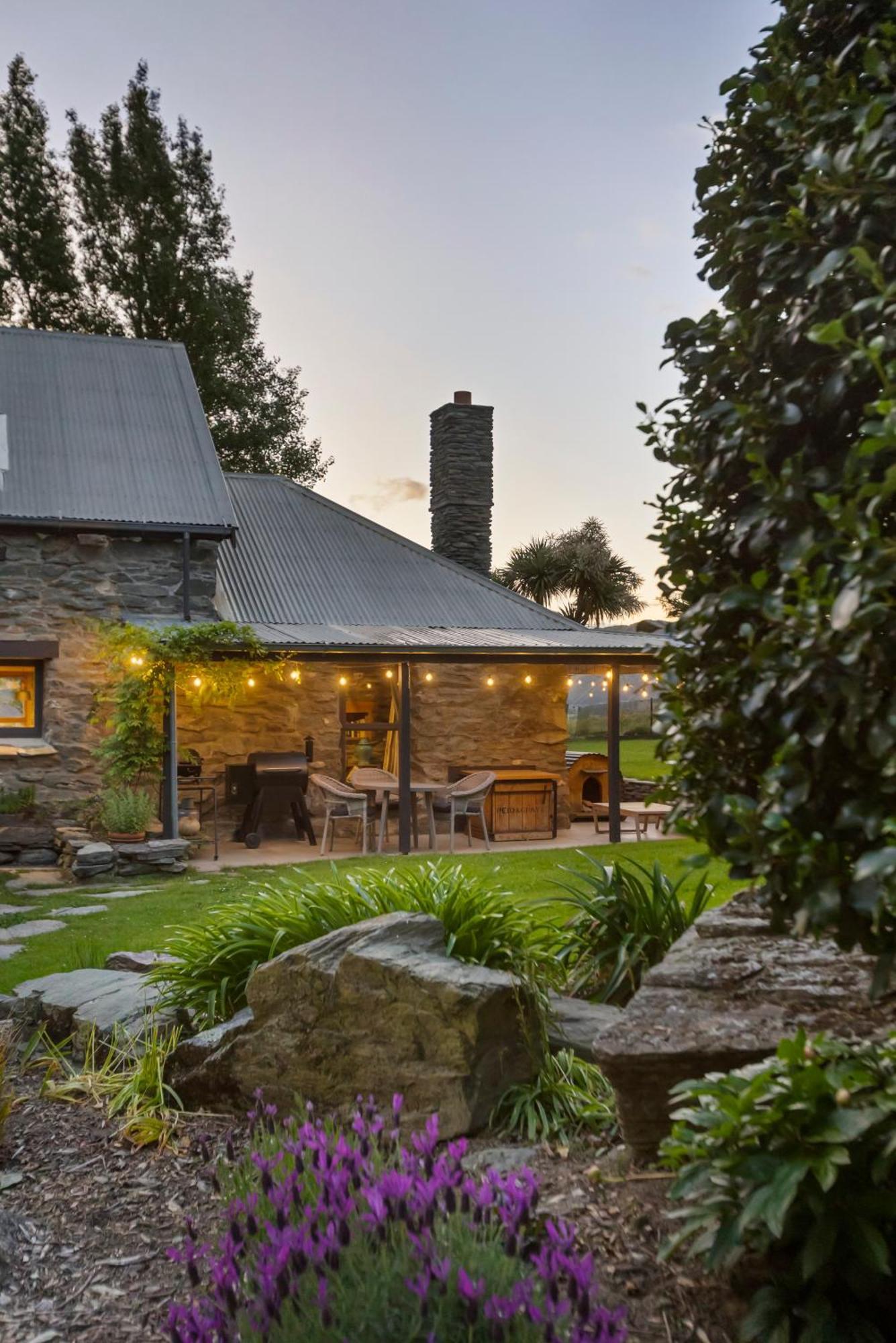 Judge & Jury Farm Retreat Villa Gibbston Exterior photo